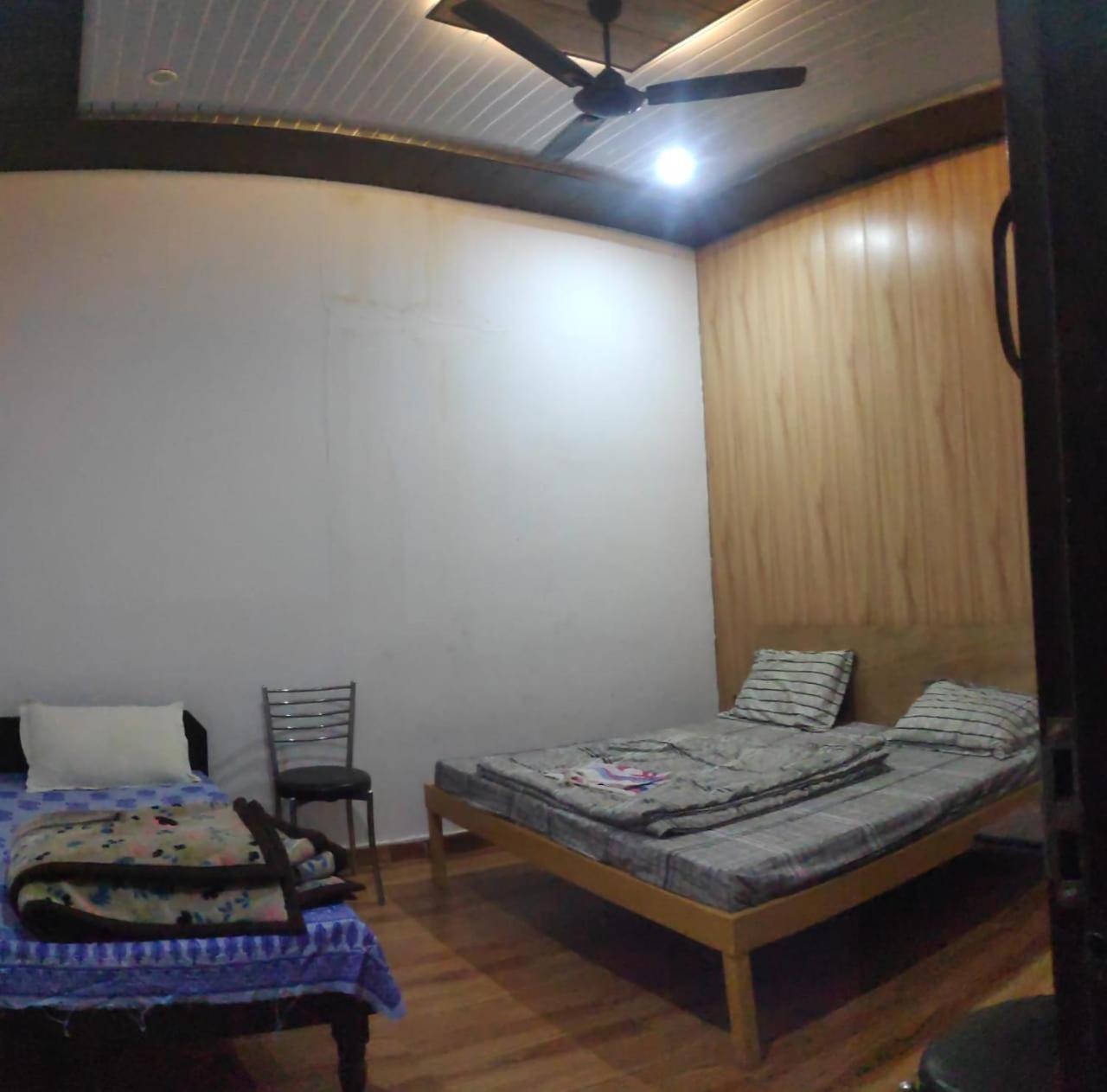 Hotel Trishul Inn Karnaprayāg 외부 사진